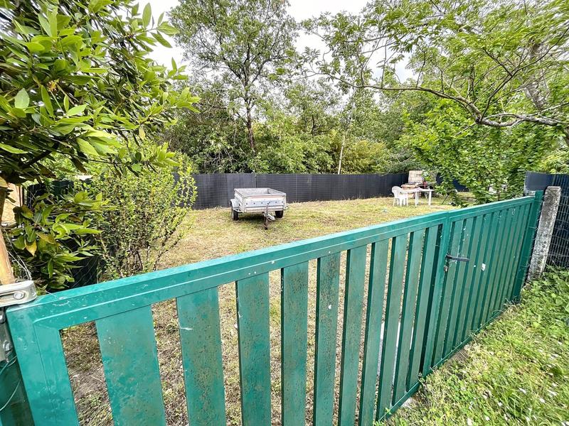 Maison - 205 m² - 10 pièces