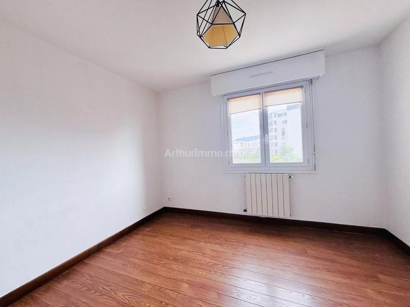 Appartement - 92 m² - 4 pièces
