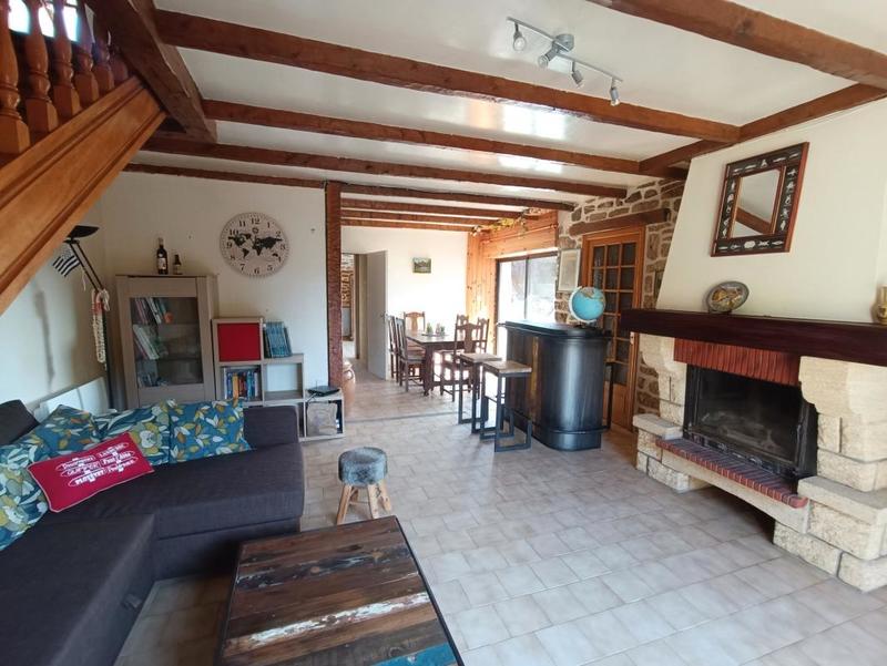 Maison - 360 m² - 17 pièces