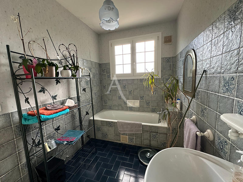 Maison - 188 m² - 7 pièces