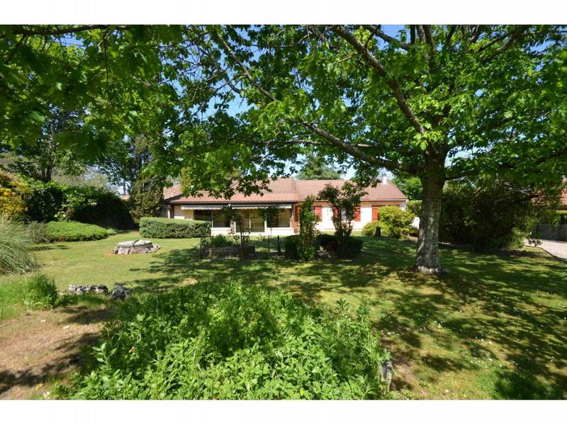 Maison - 137 m² - 5 pièces