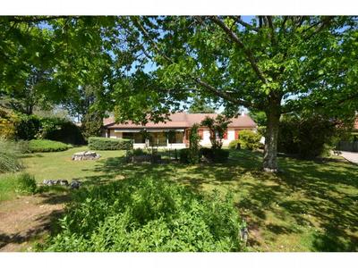 Maison - 137 m² - 5 pièces