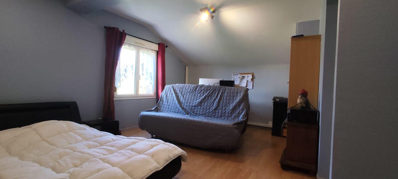 Maison - 140 m² - 7 pièces