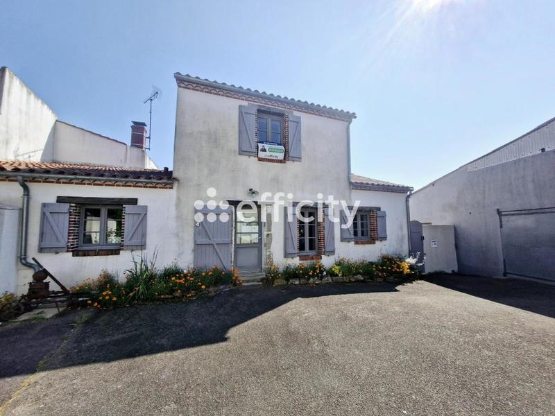 Maison en pierre - 173 m² - 6 pièces