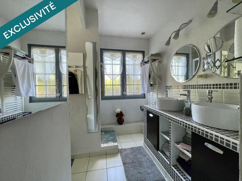 Maison - 150 m² - 5 pièces