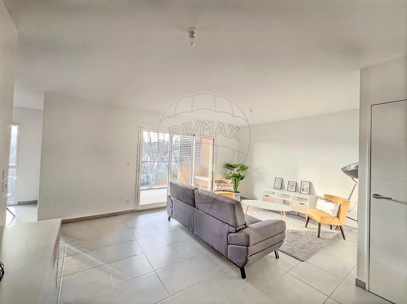 Appartement - 82 m² - 4 pièces