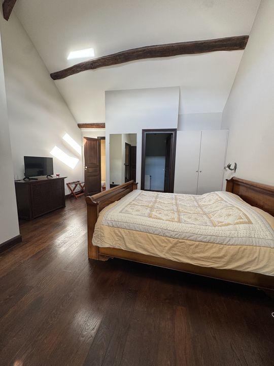 Demeure - 710 m² - 15 pièces