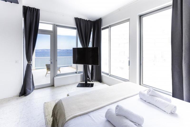 Maison - 185 m² - 6 pièces