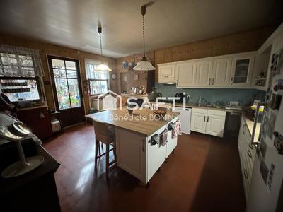 Maison de ville - 220 m² - 6 pièces