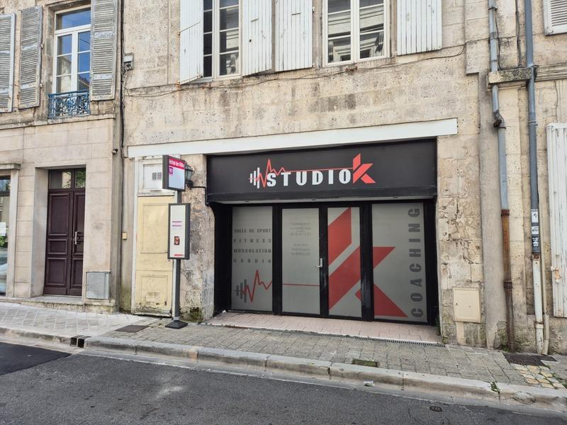 Local commercial - 220 m²