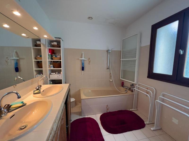 Maison - 135 m² - 5 pièces