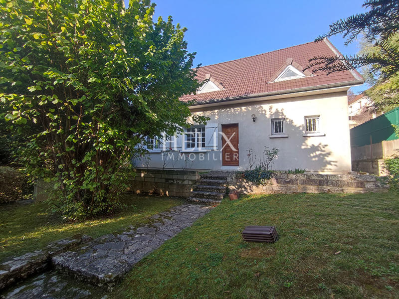 Maison - 130 m² - 7 pièces