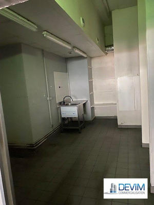 Local commercial - 110 m²