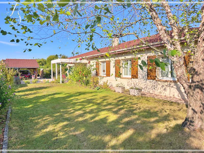 Maison - 121 m² - 5 pièces