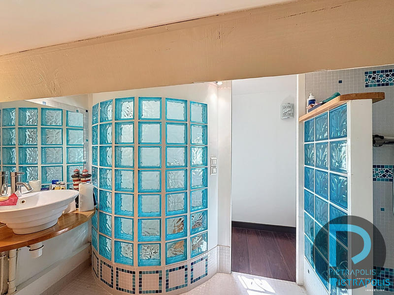 Villa - 183 m² - 5 pièces