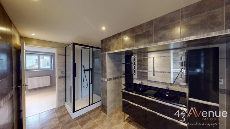 Maison - 107 m² - 5 pièces