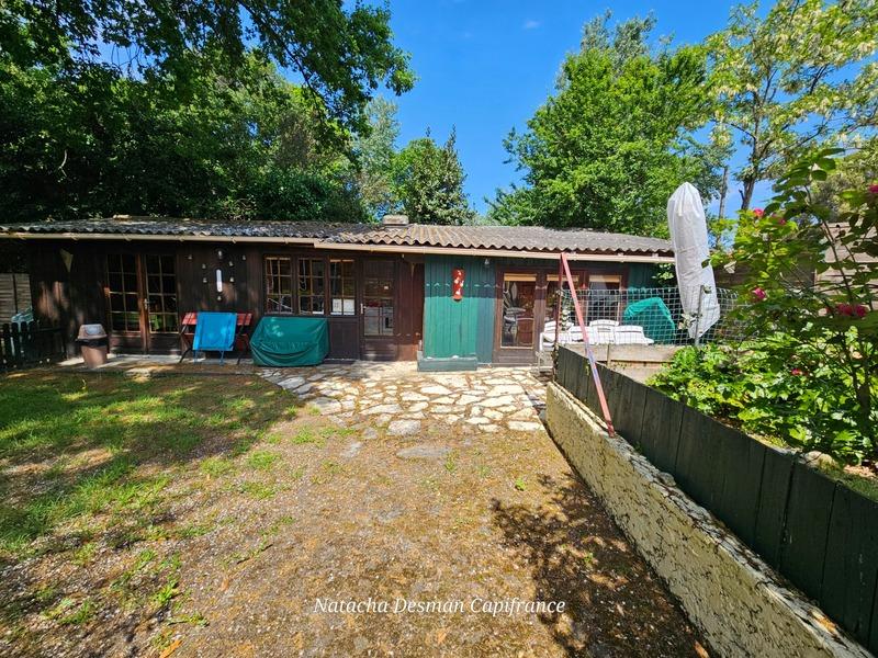 Maison - 229 m² - 9 pièces