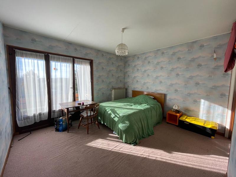 Maison - 192 m² - 10 pièces