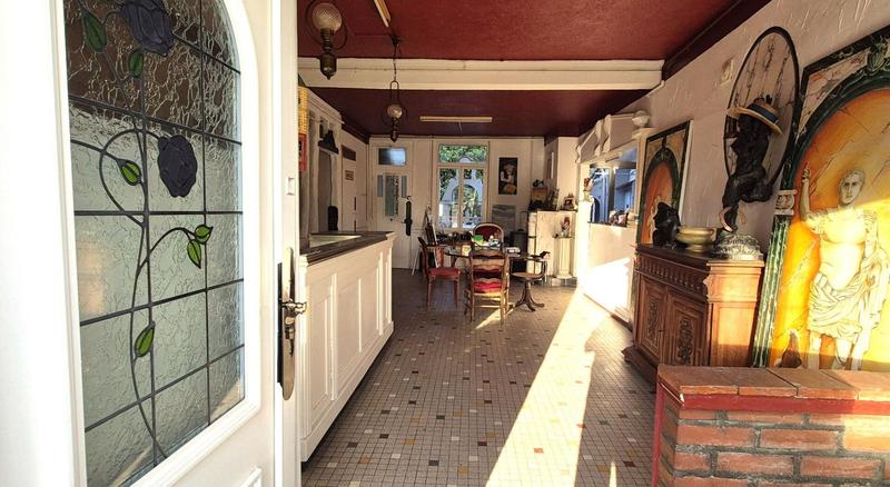 Immeuble - 202 m² - 10 pièces