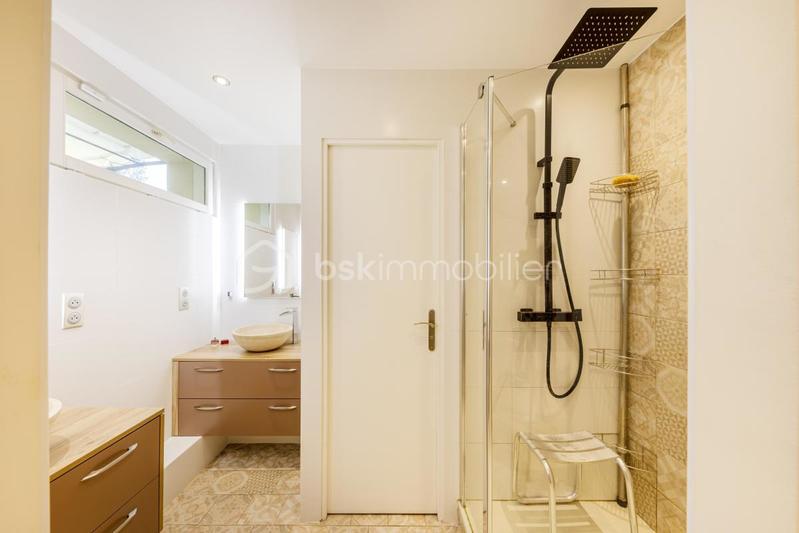 Maison traditionnelle - 123 m² - 6 pièces