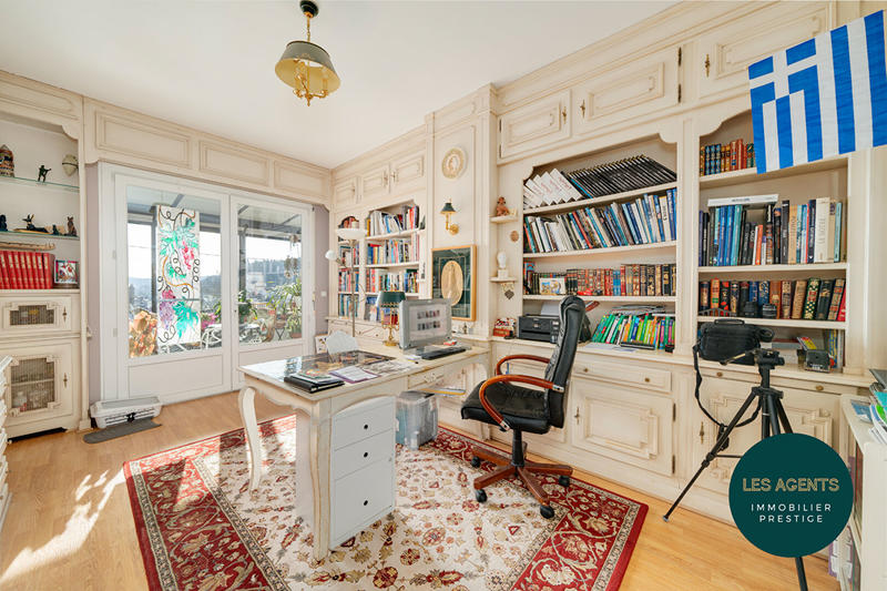 Appartement - 197 m² - 5 pièces