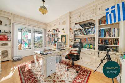 Appartement - 197 m² - 5 pièces