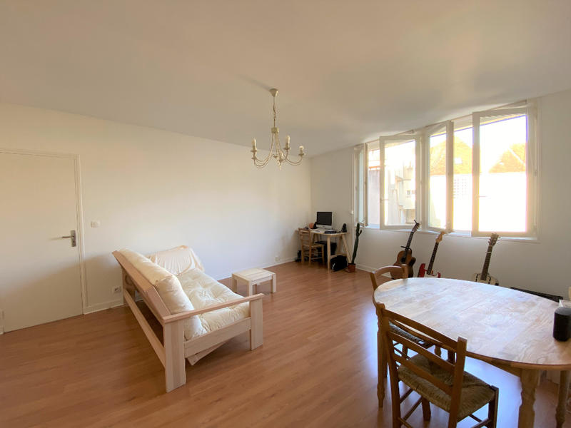 Appartement - 91 m² - 3 pièces