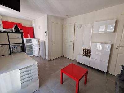 Appartement - 16 m² - 1 pièce