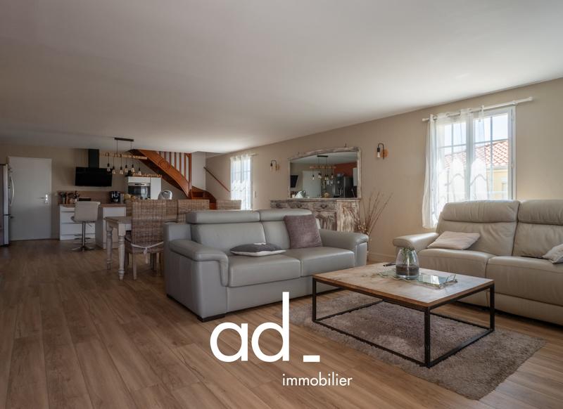 Maison - 150 m² - 4 pièces