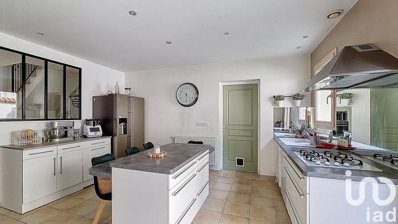 Maison - 143 m² - 6 pièces