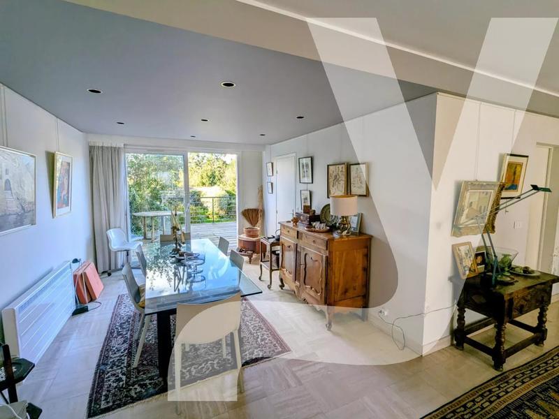 Maison - 178 m² - 7 pièces