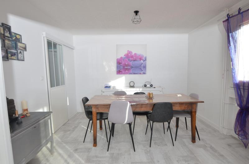 Appartement - 97 m² - 5 pièces