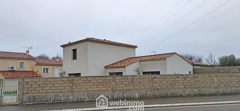 Maison - 80 m² - 4 pièces