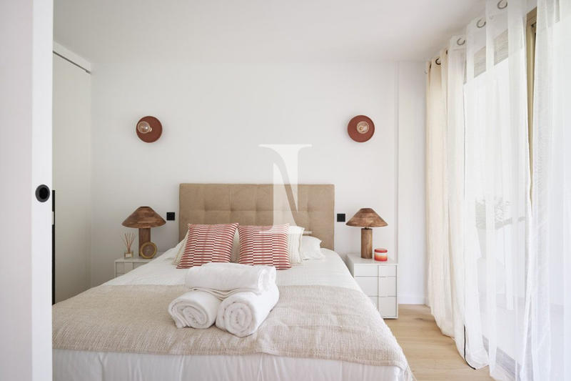 Appartement - 100 m² - 4 pièces