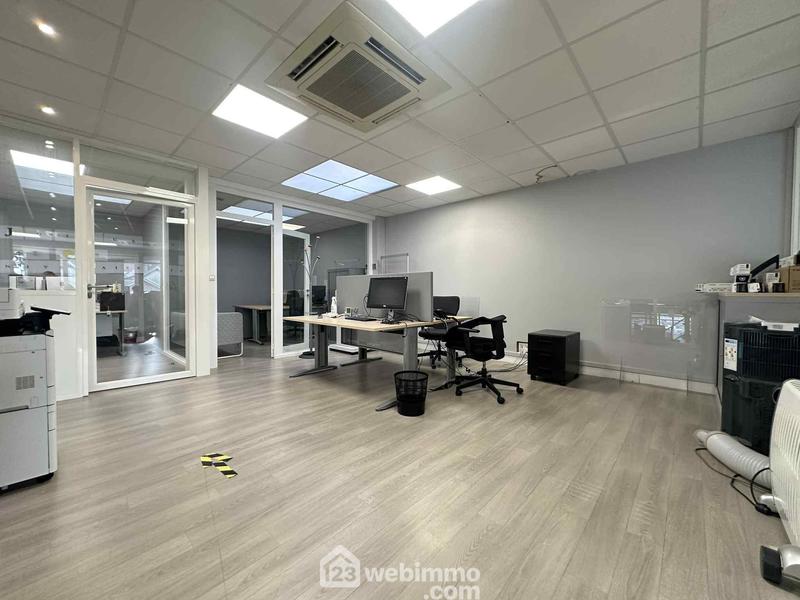 Immeuble - 256 m² - 14 pièces