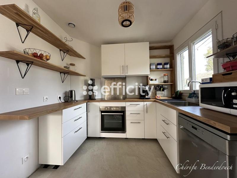 Appartement ancien - 65 m² - 3 pièces