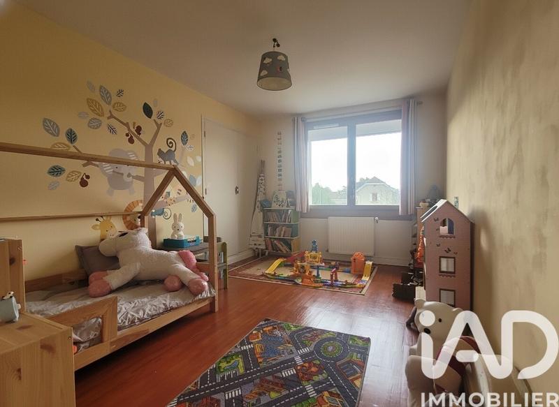 Maison - 214 m² - 6 pièces