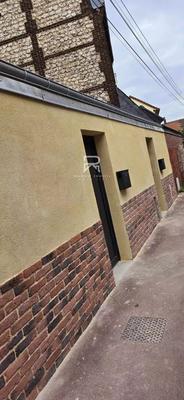 Maison - 64 m² - 4 pièces