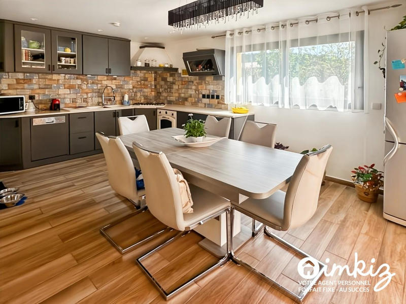 Maison - 120 m² - 5 pièces