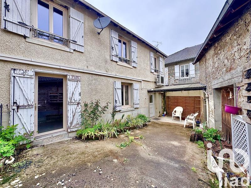 Maison - 88 m² - 5 pièces