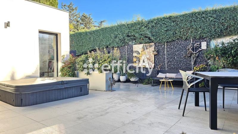 Pavillon - 101 m² - 4 pièces