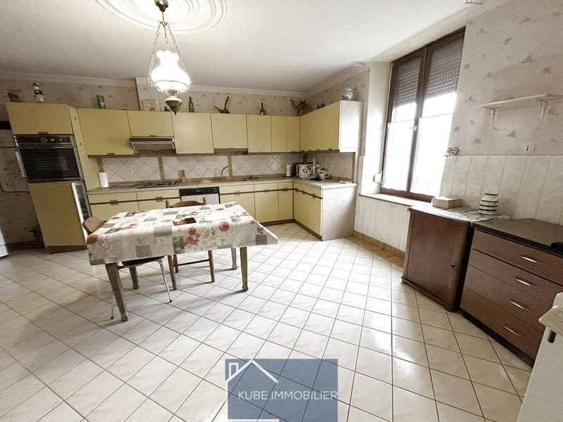 Maison - 110 m² - 4 pièces