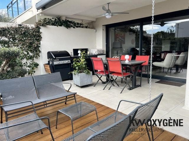 Maison - 98 m² - 5 pièces