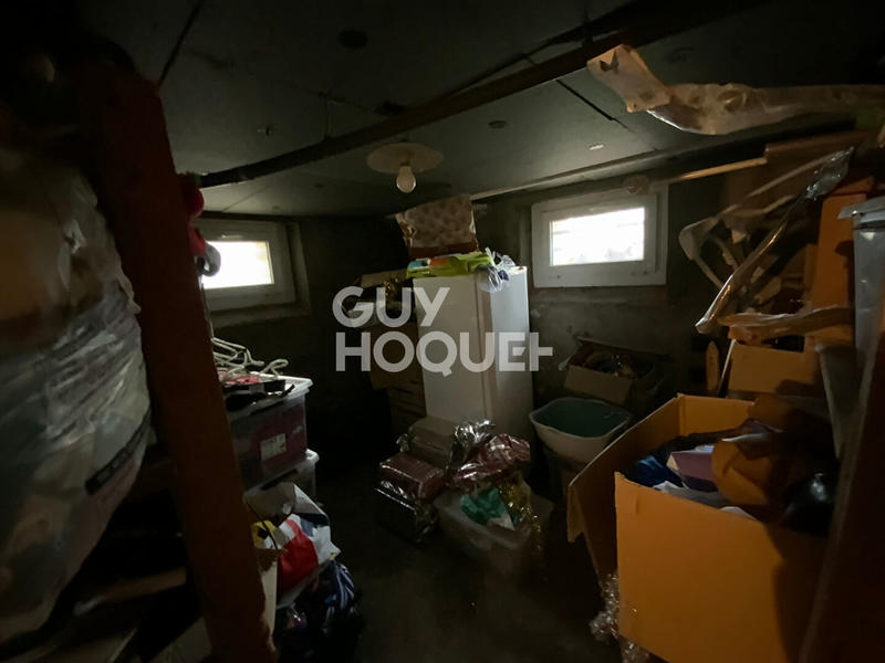 Maison - 177 m² - 8 pièces