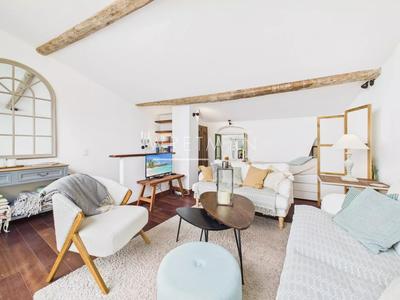 Maison de ville - 93 m² - 4 pièces