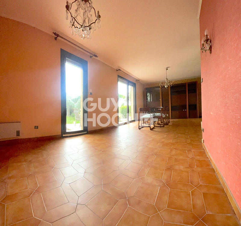 Maison - 99 m² - 4 pièces