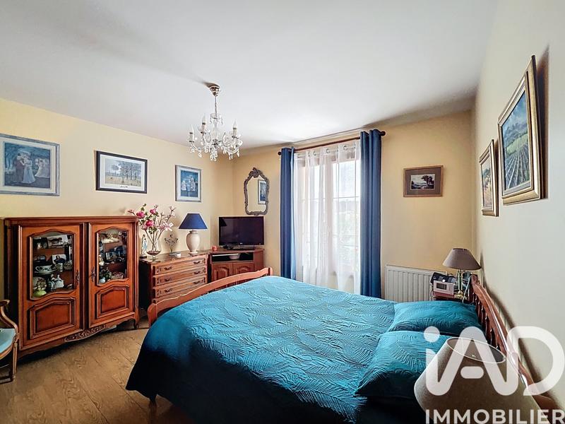 Maison - 175 m² - 10 pièces