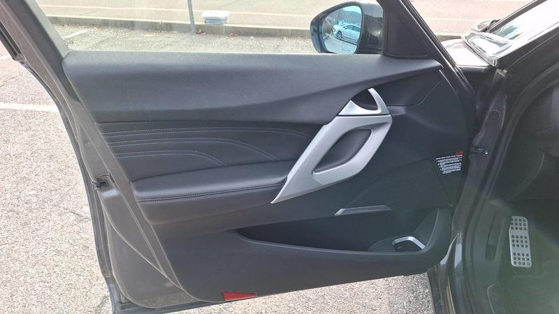 Ds Ds 5 2.0 Blue HDi 180 Eat6 Sport Chic - Automatique