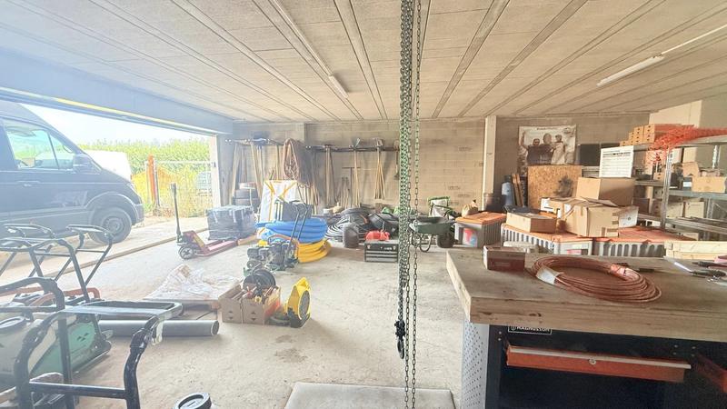 Bureau - 105 m² - 2 pièces