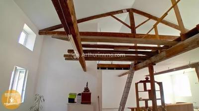 Maison - 268 m² - 7 pièces